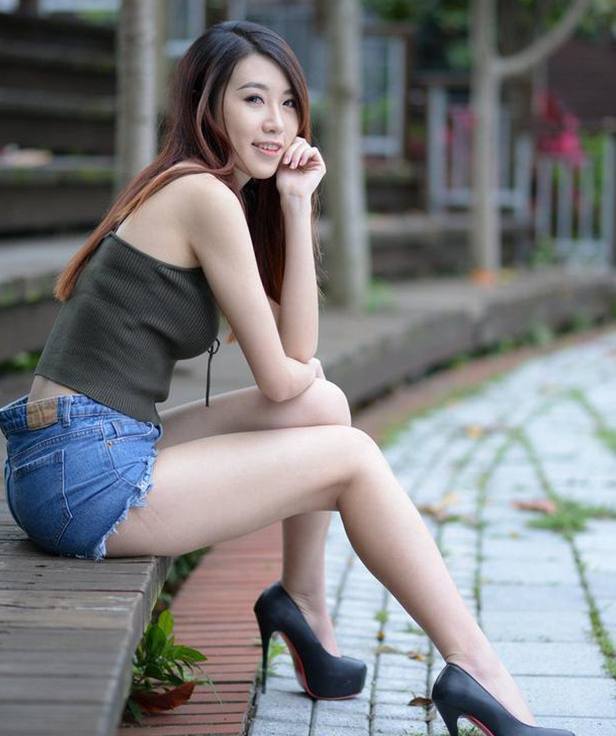 她的裸故事无修版
